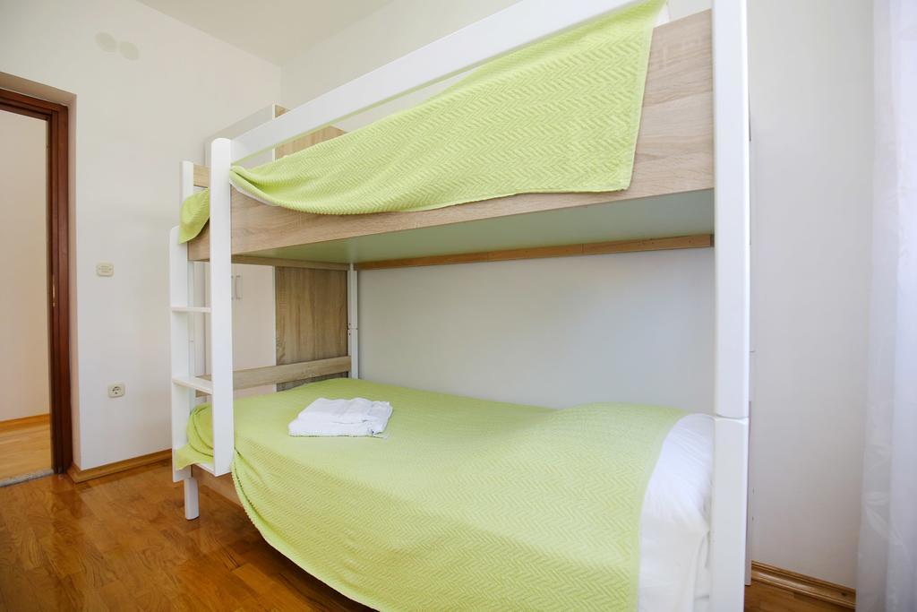 Apartment Borik Beach 86 *
